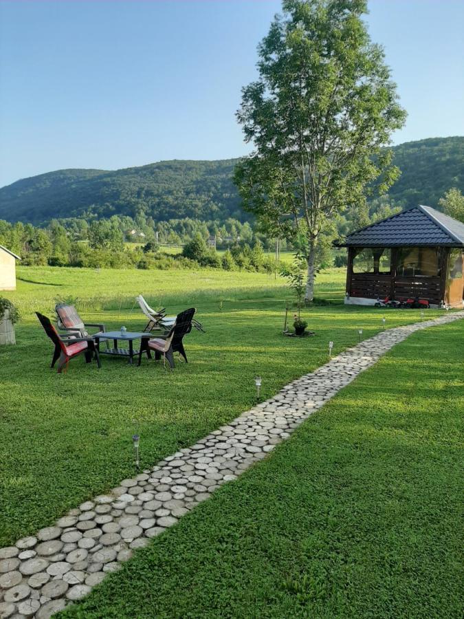 Apartments Paradise Licko Petrovo Selo Εξωτερικό φωτογραφία